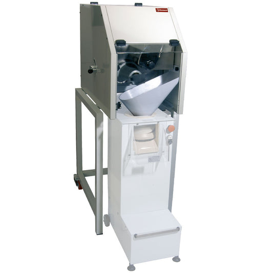 Éplucheuse de pommes de terre aux pieds, 18 kg, pro. 500 kg/h